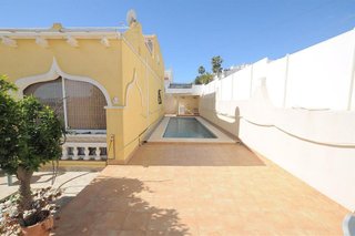 Chalet en venta en San Miguel de Salinas