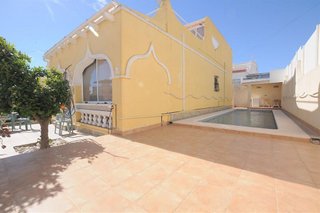 Chalet en venta en San Miguel de Salinas
