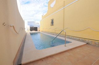 Chalet en venta en San Miguel de Salinas
