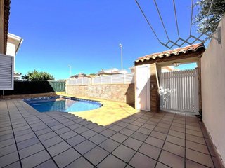 Chalet en alquiler en Curva - Heliópolis en Benicasim/Benicàssim