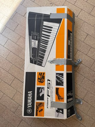 Tastiera Yamaha PSR F51