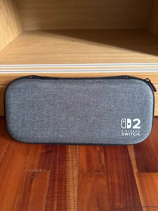 Nintendo Switch + Mario Kart 8 Deluxe