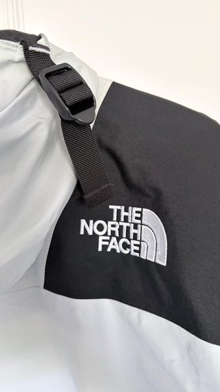 Abrigo The North Face Mountain Light