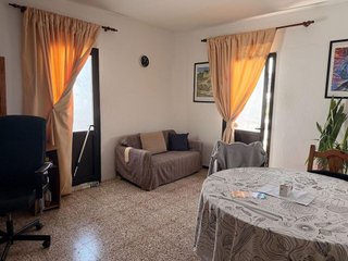 Edificio en venta en Centro - La Vega Alta en Arrecife
