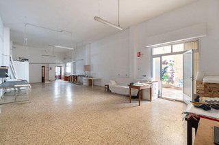 Local comercial en venta en Nueva Andalucía en Almería
