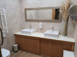 Bar en alquiler en Pº Zorrilla - Cuatro de Marzo en Valladolid