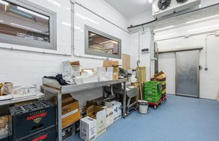 Local comercial en venta en Ciudad Jardín en Madrid