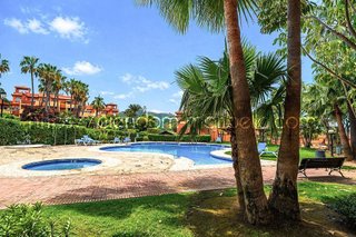 Piso en venta en Cabo Pino - Reserva de Marbella en Marbella