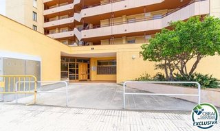 Piso en venta en Salatar en Roses