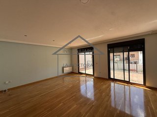 Casa adosada en venta en Zona Casco Antiguo en Navalcarnero