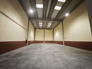 Nave industrial en alquiler en Abrera