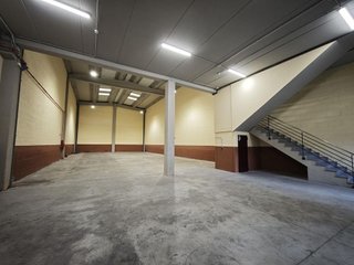 Nave industrial en alquiler en Abrera