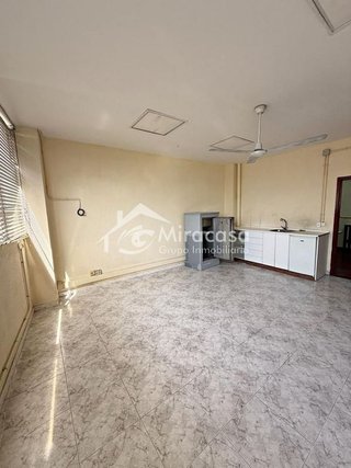 Nave industrial en venta en Opañel en Madrid