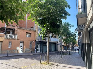 Local comercial en alquiler en Centre en Sant Boi de Llobregat