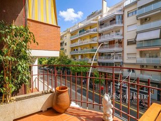 Piso en venta en El Castell-Poble Vell en Castelldefels
