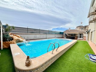 Chalet en venta en La Siesta - El Salado - Torreta en Torrevieja