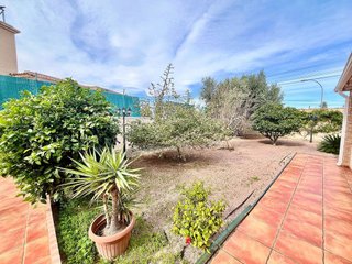 Chalet en venta en La Siesta - El Salado - Torreta en Torrevieja