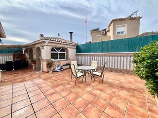 Chalet en venta en La Siesta - El Salado - Torreta en Torrevieja