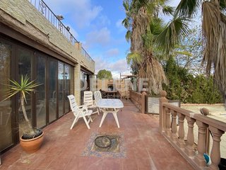 Chalet en venta en Hellín