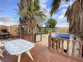 Chalet en venta en Hellín