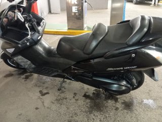 Honda Silver Wing 400 Negra