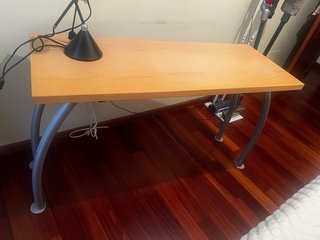 Mesa de entrada madera y metal o escritorio