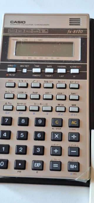 Calculadora Científica Casio fx-8100
