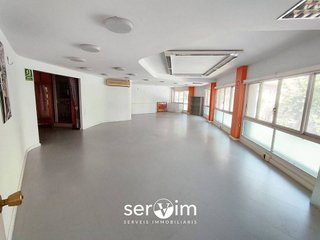 Oficina en venta en Eixample Nord – La Devesa en Girona