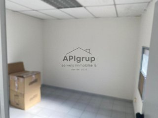 Nave industrial en venta en Sentmenat