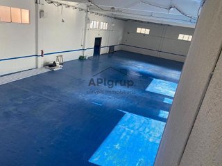 Nave industrial en venta en Sentmenat