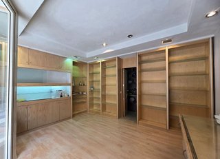 Local comercial en venta en Elda