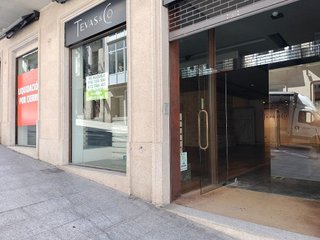 Local comercial en alquiler en Areal – Zona Centro en Vigo