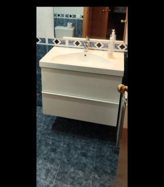 Mueble de baño blanco