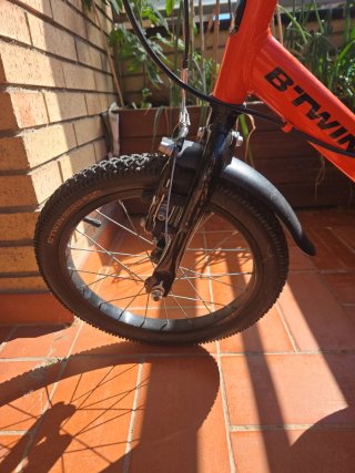 Bicicleta Infantil B twin Robot 500 16"
