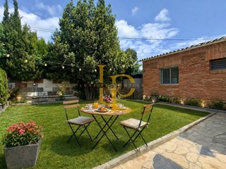 Chalet en venta en Caldes de Montbui