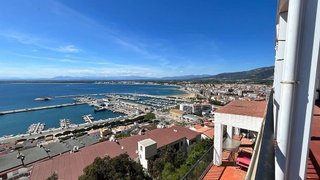Piso en venta en Port Esportiu - Puig Rom - Canyelles en Roses