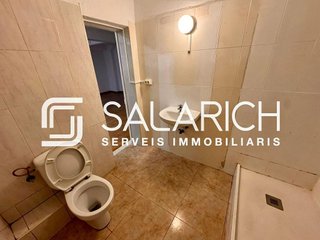 Oficina en venta en Sant Antoni en Barcelona