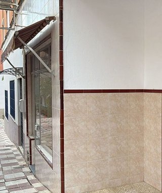 Local comercial en venta en Arroyo de la Miel en Benalmádena