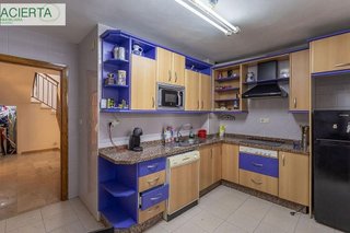 Chalet en venta en Crta. De la Sierra en Granada