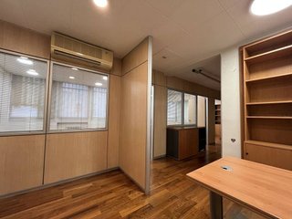Oficina en alquiler en Vila de Gràcia en Barcelona