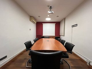 Oficina en alquiler en Vila de Gràcia en Barcelona