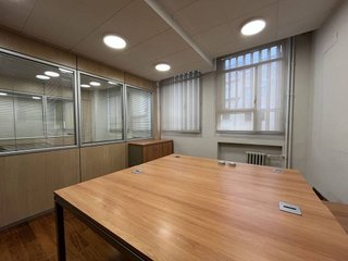 Oficina en alquiler en Vila de Gràcia en Barcelona