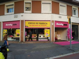 Local comercial en alquiler en El Poble Sec - Parc de Montjuïc en Barcelona