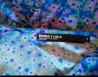 Mono estampado floral azul
