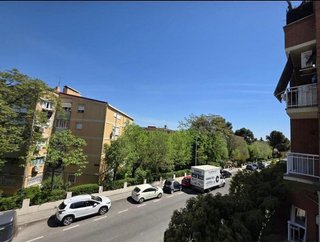 Ático en alquiler en Salvador en Madrid