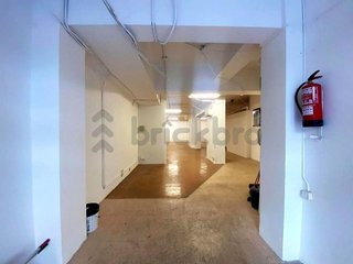 Local comercial en alquiler en Les Corts en Barcelona