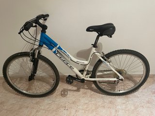 Bicicleta de Montaña Ibiza Blanca y Azul