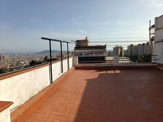 Piso en venta en El Guinardó en Barcelona
