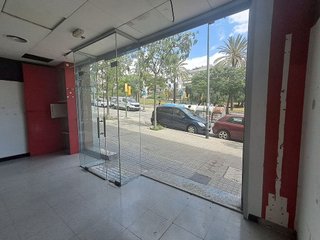 Local comercial en venta en Via Europa - Parc Central en Mataró