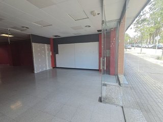 Local comercial en venta en Via Europa - Parc Central en Mataró